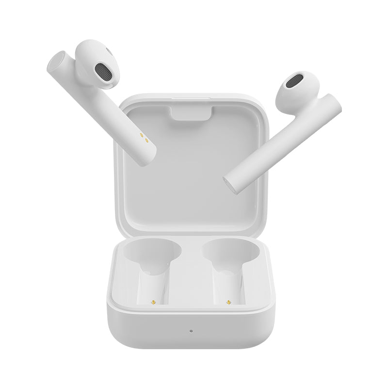 Auriculares Bluetooth Xiaomi Mi True Wireless 2 Basic Branco. Permite o controlo de reprodução de música, de chamadas e tem diminuição do ruído ambiente. Até 20 horas de autonomia com caixa de carregamento e microfone incluído.