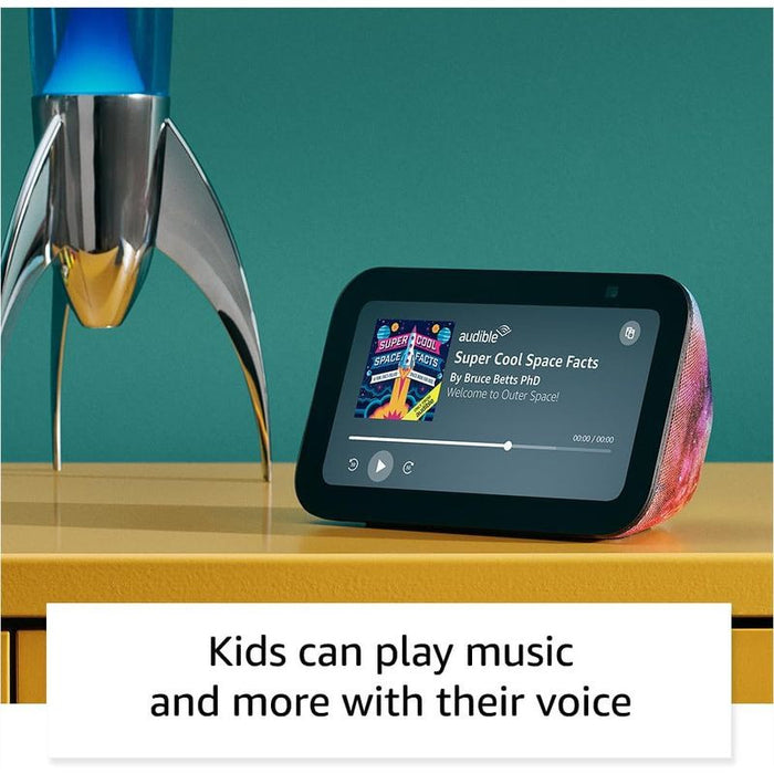 A Amazon Alexa Echo Show 5 Kids 3ª Geração é uma assistente virtual Alexa com ecrã de 5.5", que através de comandos de voz permite controlar lâmpadas, fechaduras, sensores e tomadas inteligentes.