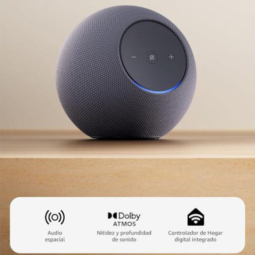 O Echo Studio é um altifalante inteligente projetado para oferecer áudio poderoso e envolvente, adaptando-se automaticamente ao ambiente para uma experiência sonora otimizada.