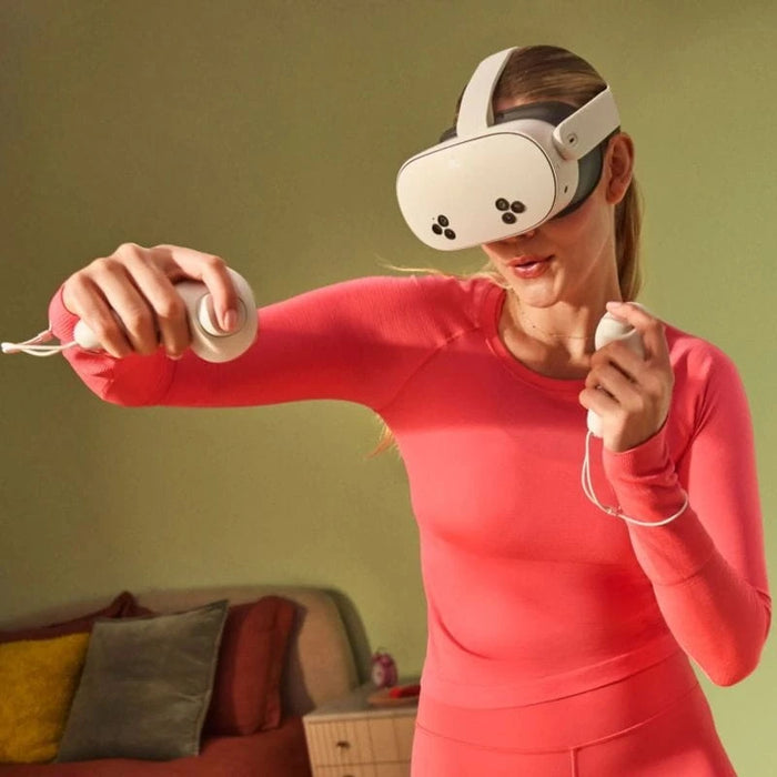 Desfrute dos Óculos de Realidade Virtual Meta Quest 3S e os seus mais de 500 empolgantes jogos/aplicações imersivos. Processador Qualcomm Snapdragon XR2 Gen 2, 8GB de RAM e 128GB de ROM.