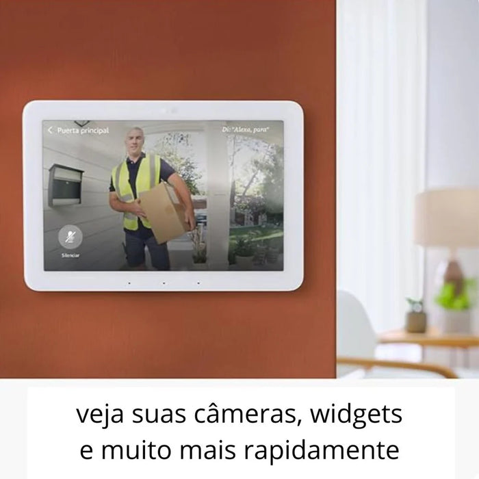 Amazon Echo Hub é um painel Alexa revolucionário, concebido para simplificar a gestão dos dispositivos da tua casa inteligente. Com uma interface intuitiva e acessível, este painel permite-te controlar facilmente luzes, tomadas inteligentes, câmaras e uma variedade de outros dispositivos com apenas alguns comandos de voz ou toques no ecrã.