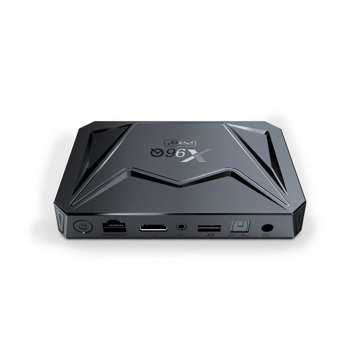 Box X96Q Pro Plus tem um processador de oito núcleos Allwinner H728 e um sistema operativo Android 14. Tem 2GB de memória RAM e 16GB de capacidade de armazenamento.